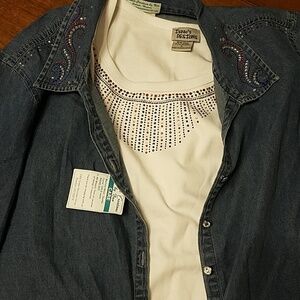 👸🧥🇺🇸 NWT 2 piece Blingy Shirt Set